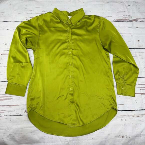 Ann Taylor Tops - Jon & Anna Green Satin Button Down Blouse Size L Hi-Low Hem